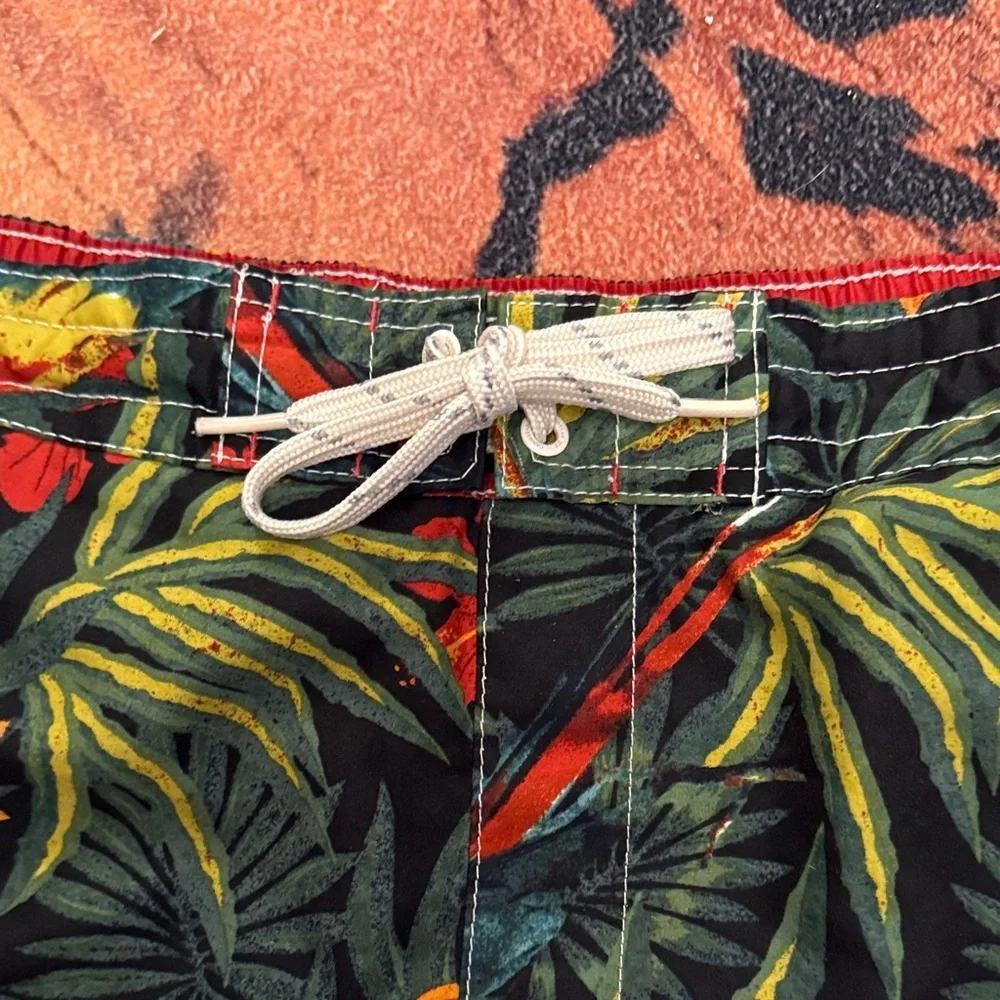 Tropical Parrot Print swim trunks